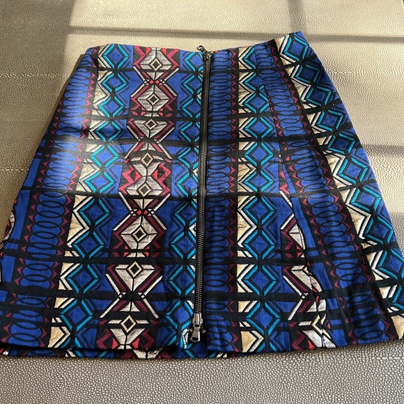 J Crew skirt. Size 0 EUC - Picture 3 of 4